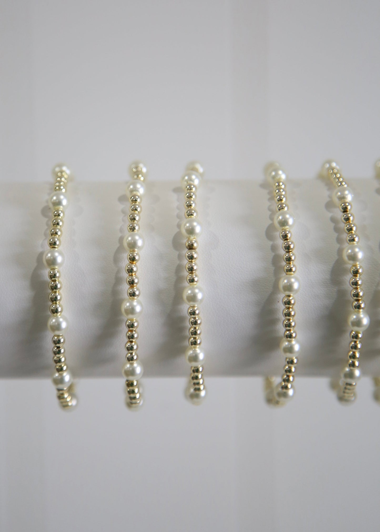 Gold Beaded Bracelet with Pearls