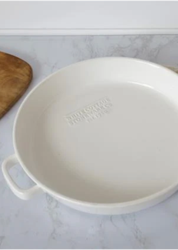 White Cottage Stoneware Baking Pan